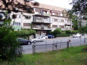 Eingang Seite Rosengartenstrasse