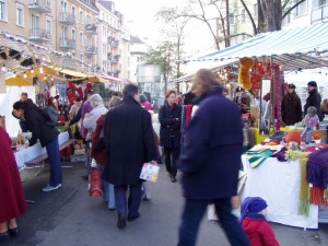 Zum ersten Mal bis in die Abendstunden shoppen.